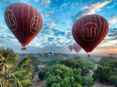 Balloons_over_Bagan_by_photographer_@ChrisMichel